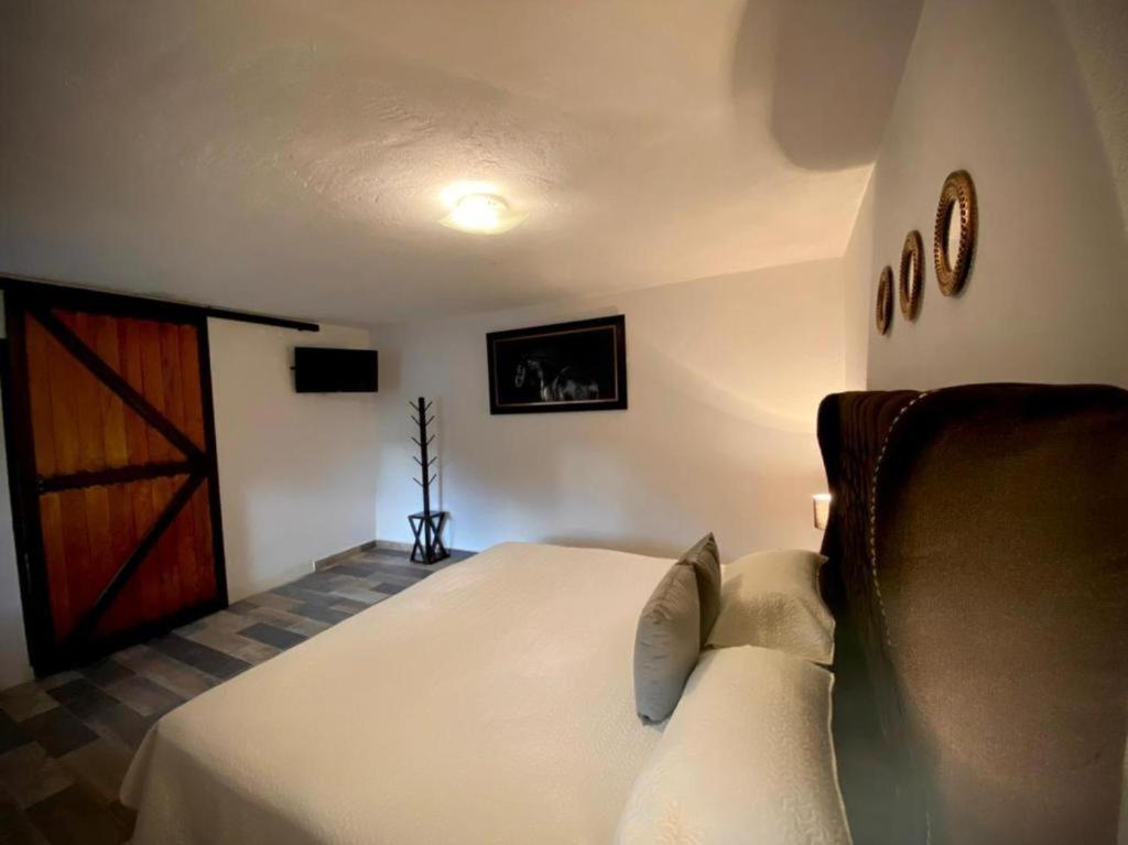 ברנל Cabanas, Suites Y Habitaciones Rancho San Jorge מראה חיצוני תמונה